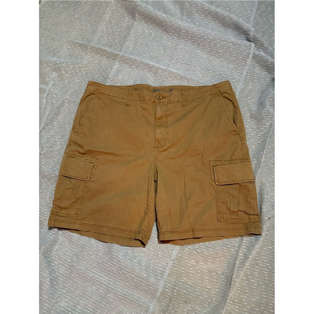 Old Navy Men's Cargo Shorts in Tan #2019